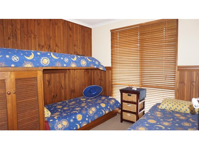 46 Carroll Street, Loch Sport VIC 3851