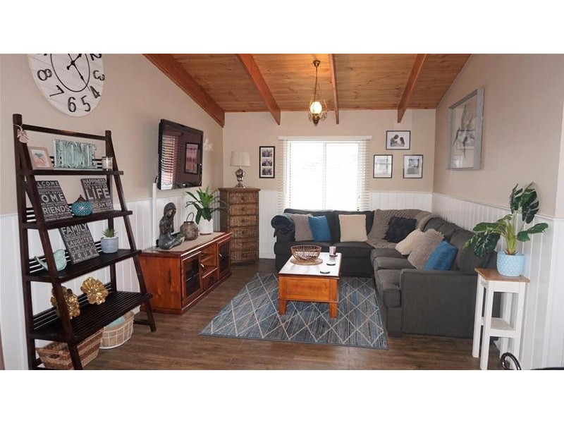 20 Banksia Street, Loch Sport VIC 3851