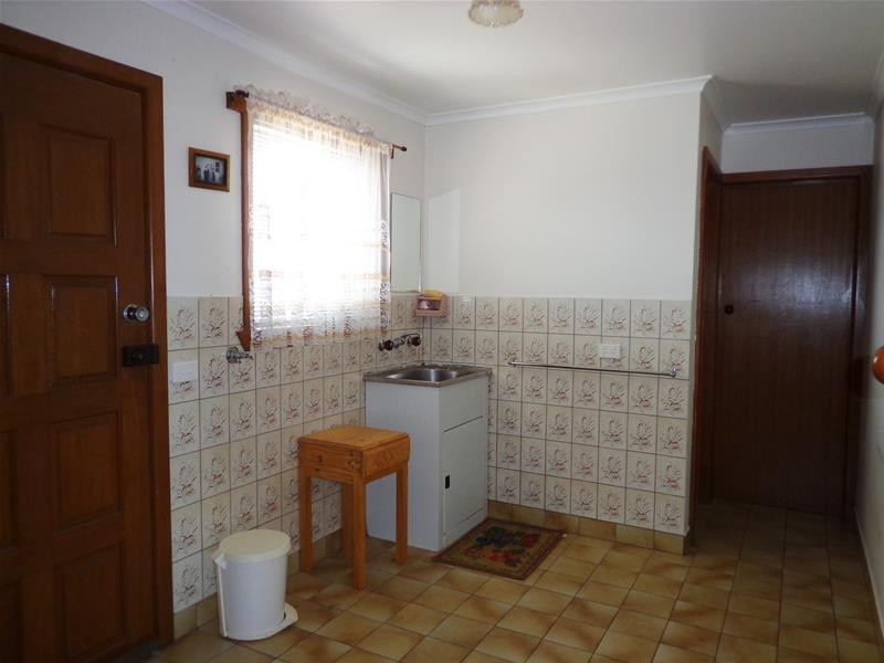 15 Wattle Grove, Loch Sport VIC 3851