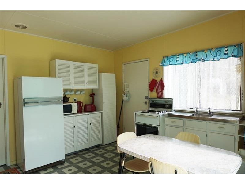 85 Campbell Street, Loch Sport VIC 3851