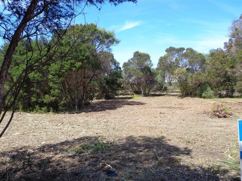 22 Sanctuary Road, Loch Sport VIC 3851