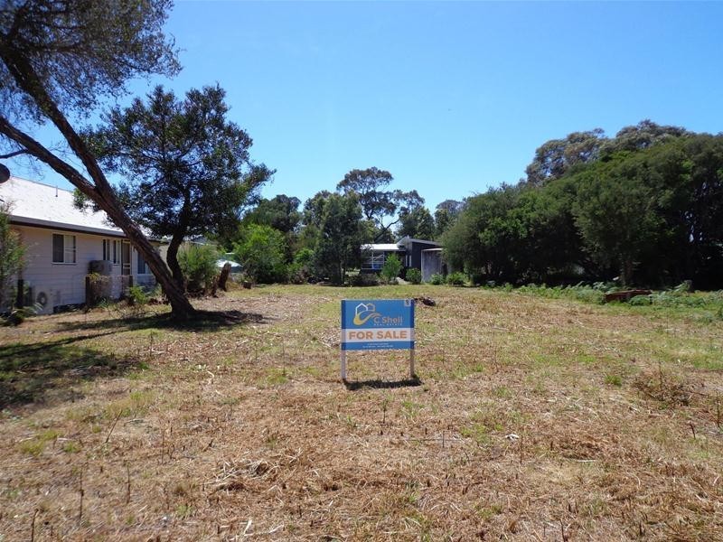 8 Cove Street, Loch Sport VIC 3851