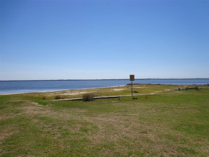 5 Pelican Street, Loch Sport VIC 3851