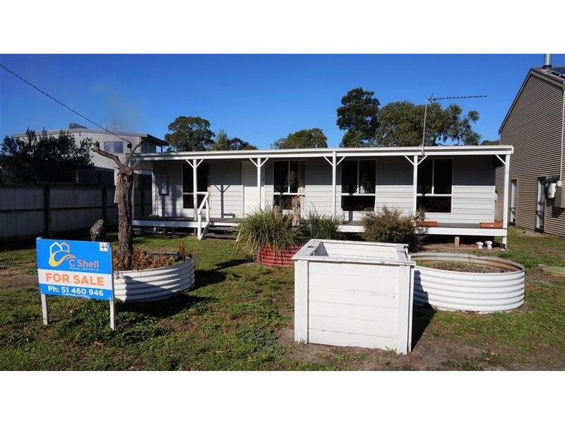 44 Kangaroo Street, Loch Sport VIC 3851