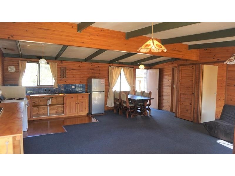 44 Kangaroo Street, Loch Sport VIC 3851