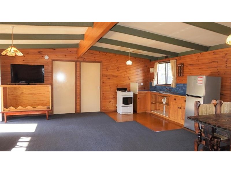 44 Kangaroo Street, Loch Sport VIC 3851