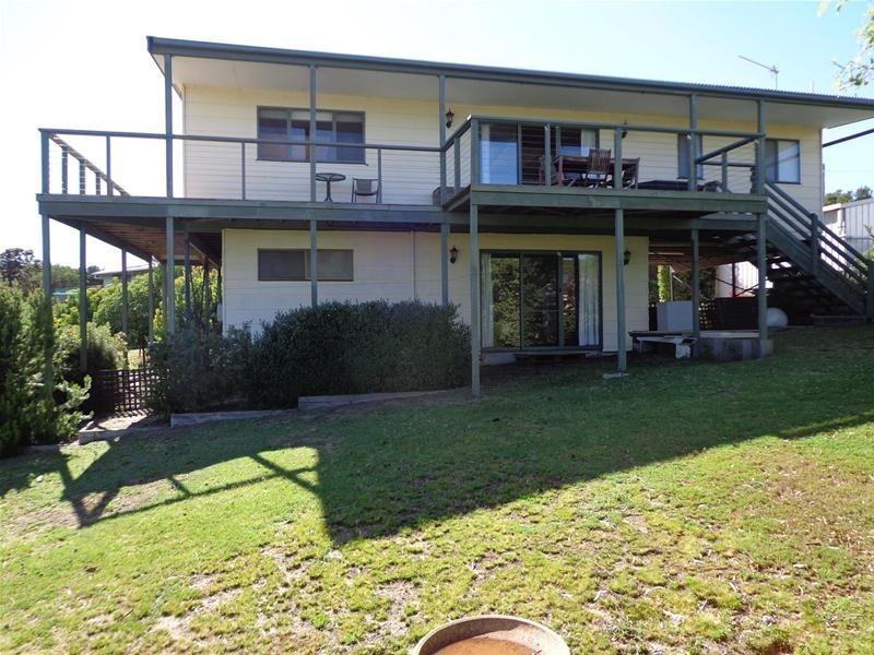 73 Pelican Street, Loch Sport VIC 3851