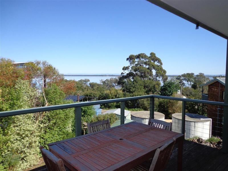 73 Pelican Street, Loch Sport VIC 3851