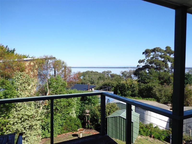 73 Pelican Street, Loch Sport VIC 3851