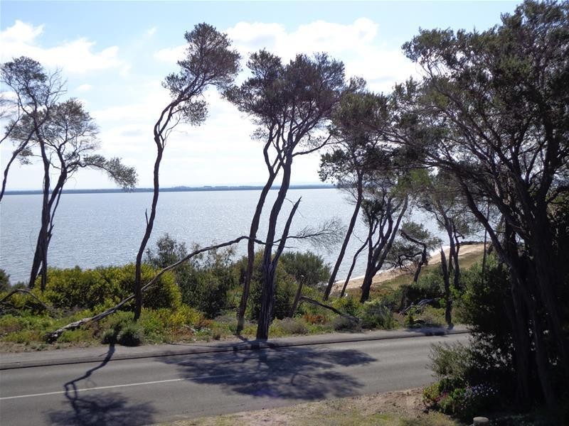 4 Basin Boulevard, Loch Sport VIC 3851