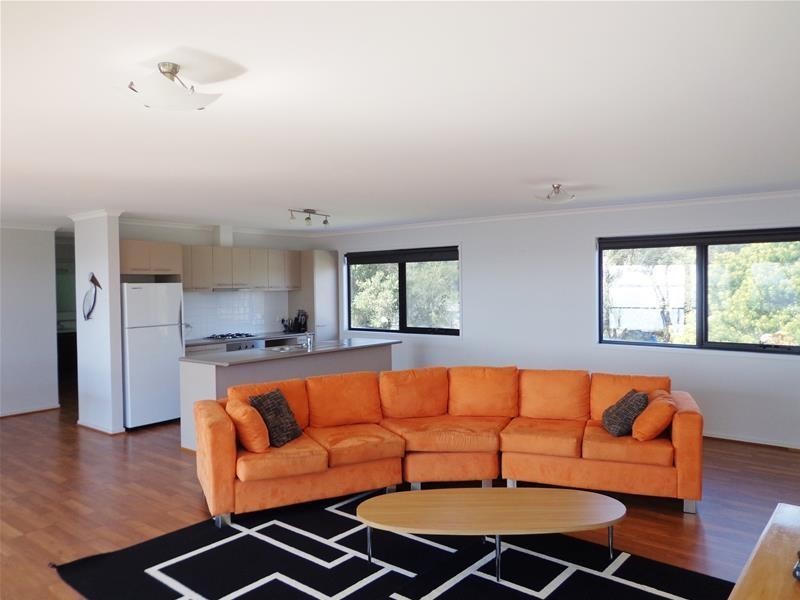 4 Basin Boulevard, Loch Sport VIC 3851