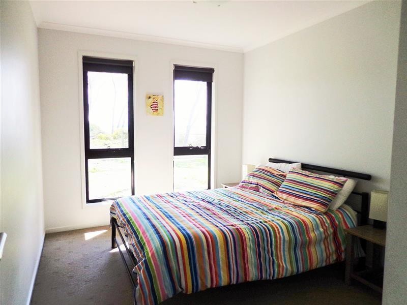 4 Basin Boulevard, Loch Sport VIC 3851