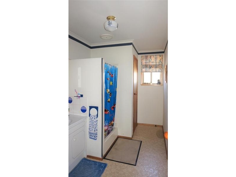 5 Victoria Street, Loch Sport VIC 3851