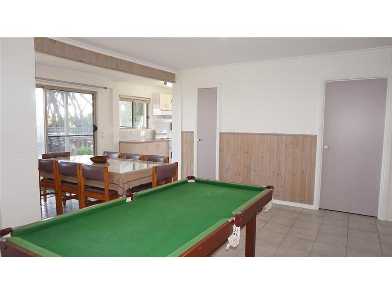 5 Victoria Street, Loch Sport VIC 3851