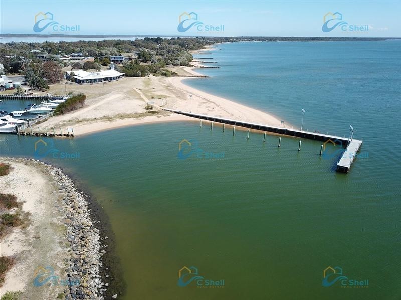 5 Victoria Street, Loch Sport VIC 3851