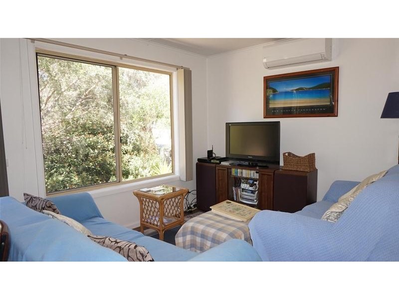 12 Graham Street, Loch Sport VIC 3851