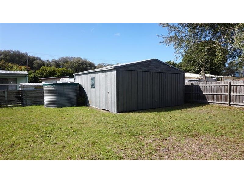 42 Campbell Street, Loch Sport VIC 3851