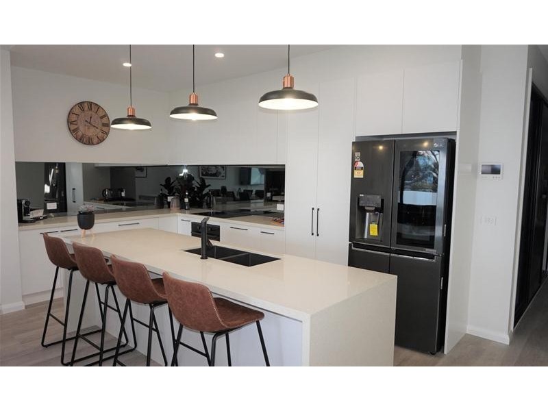 3 – 7/48 – 50 Lake Street, Loch Sport VIC 3851