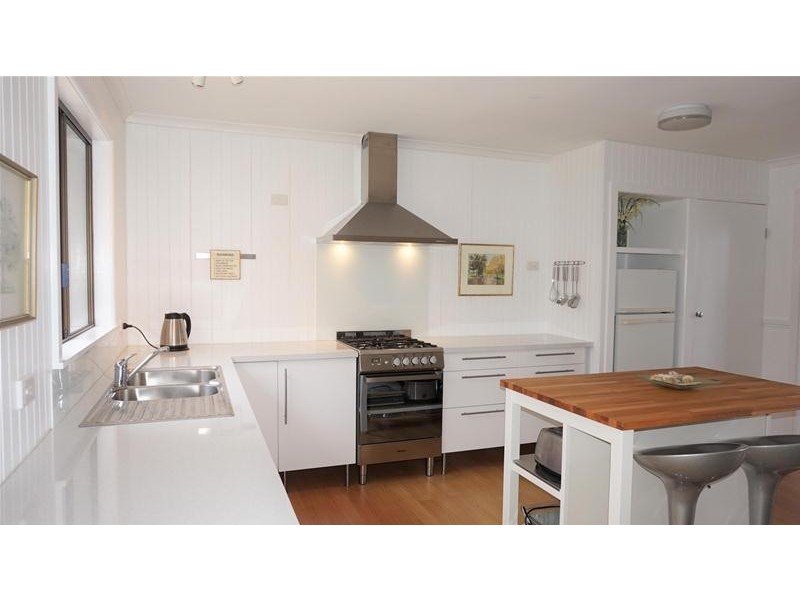 44 Bernadette Avenue, Loch Sport VIC 3851