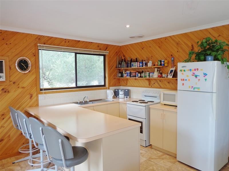 43 Goodlett Avenue, Loch Sport VIC 3851