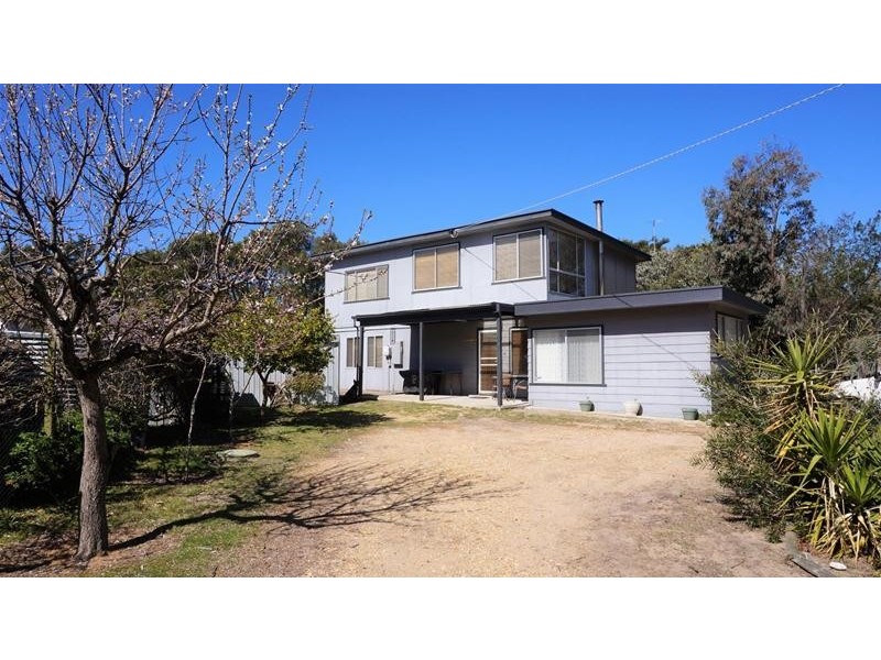 402 National Park Road, Loch Sport VIC 3851