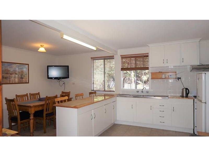 402 National Park Road, Loch Sport VIC 3851