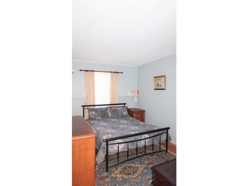 402 National Park Road, Loch Sport VIC 3851