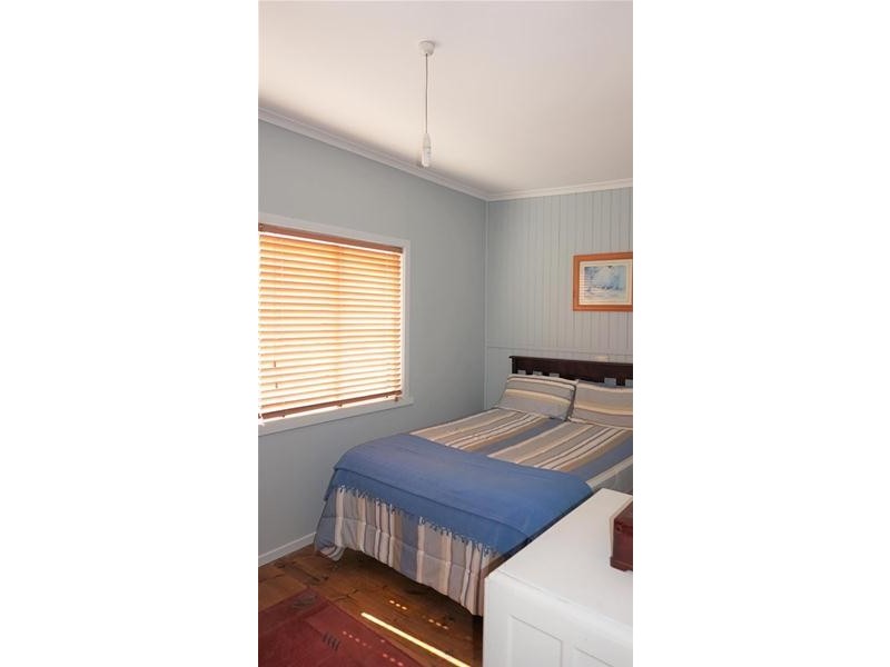 402 National Park Road, Loch Sport VIC 3851