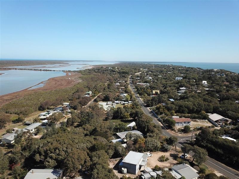 402 National Park Road, Loch Sport VIC 3851