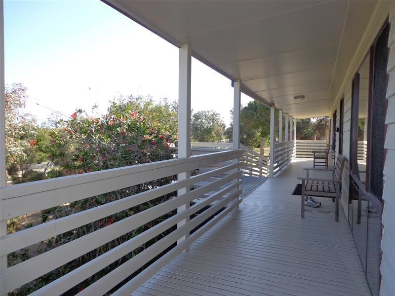 190 – 192 The Boulevard, Paradise Beach VIC 3851