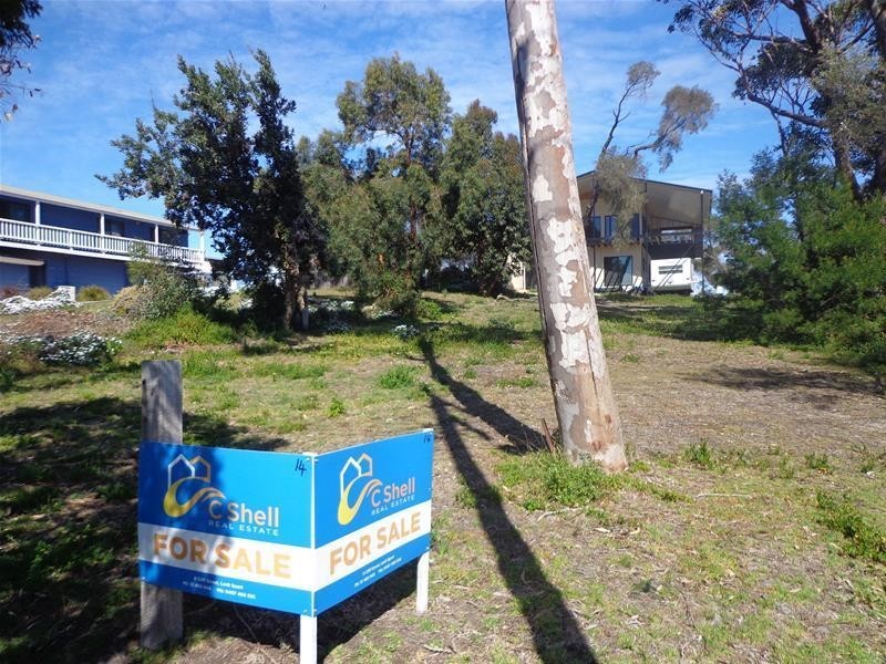 14 Basin Boulevard, Loch Sport VIC 3851