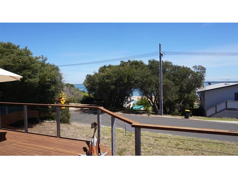 4 Toorak Avenue, Loch Sport VIC 3851