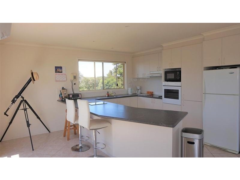 4 Toorak Avenue, Loch Sport VIC 3851