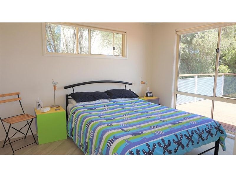 4 Toorak Avenue, Loch Sport VIC 3851