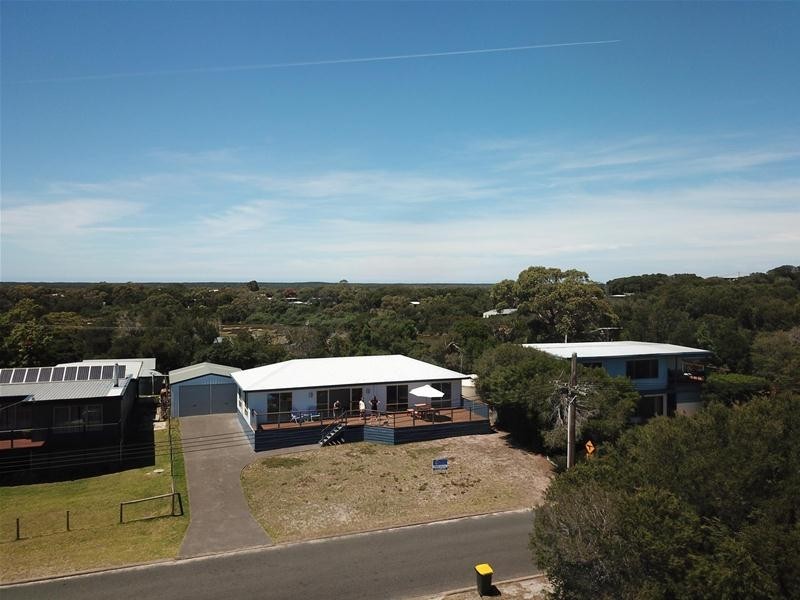 4 Toorak Avenue, Loch Sport VIC 3851