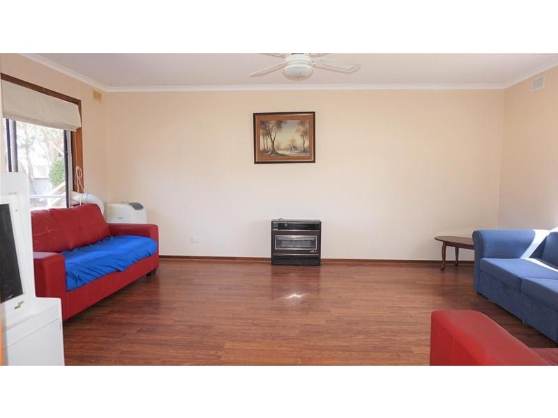 12 Lake Street, Loch Sport VIC 3851