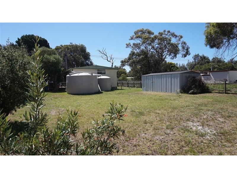 66 Campbell Street, Loch Sport VIC 3851