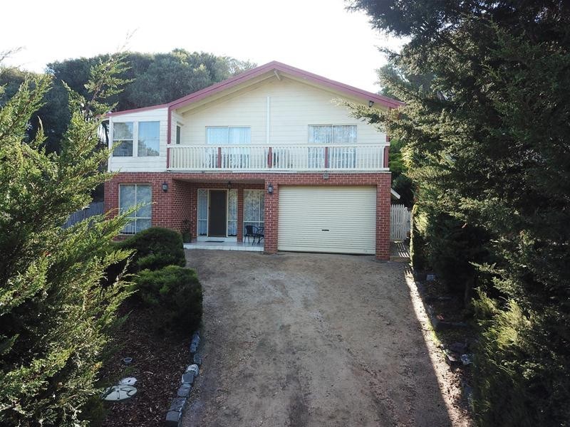 125 Toorak Avenue, Loch Sport VIC 3851