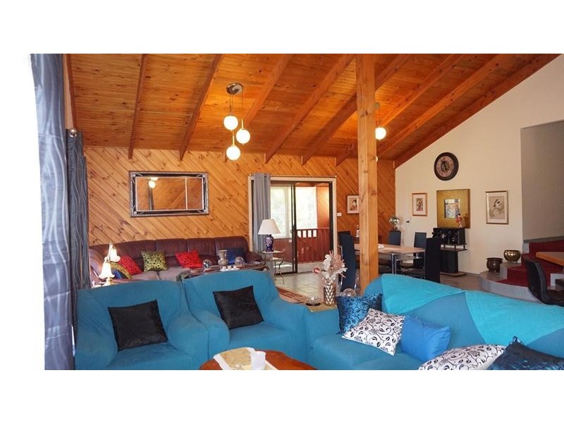 125 Toorak Avenue, Loch Sport VIC 3851