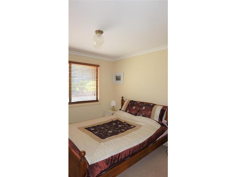 125 Toorak Avenue, Loch Sport VIC 3851