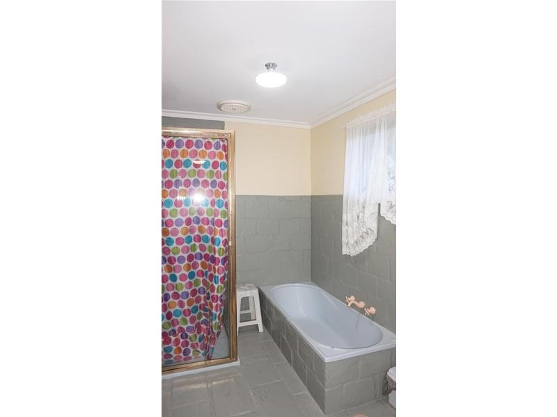 125 Toorak Avenue, Loch Sport VIC 3851