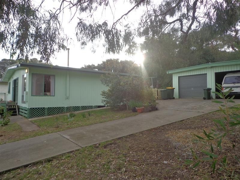 17 Kangaroo Street, Loch Sport VIC 3851