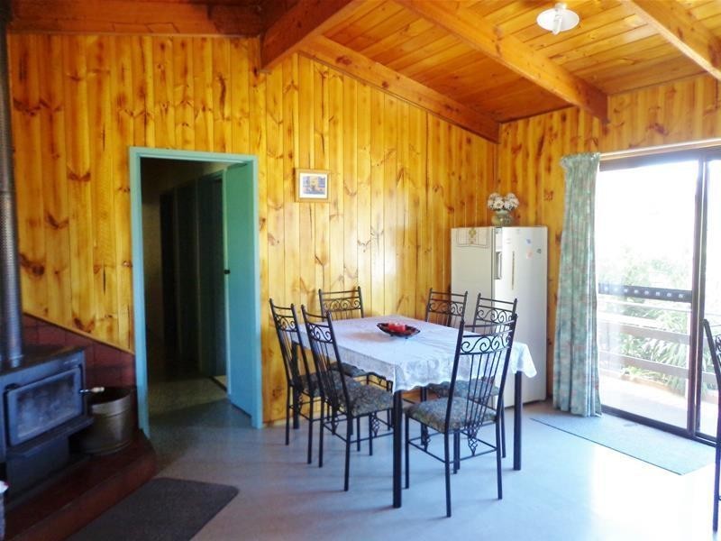 2 Emu Court, Loch Sport VIC 3851