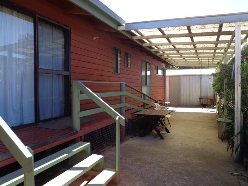 2 Emu Court, Loch Sport VIC 3851