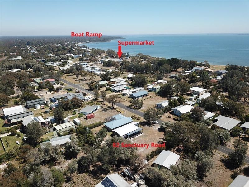 82 Sanctuary Road, Loch Sport VIC 3851