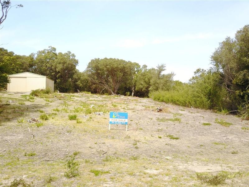 410 National Park Road, Loch Sport VIC 3851