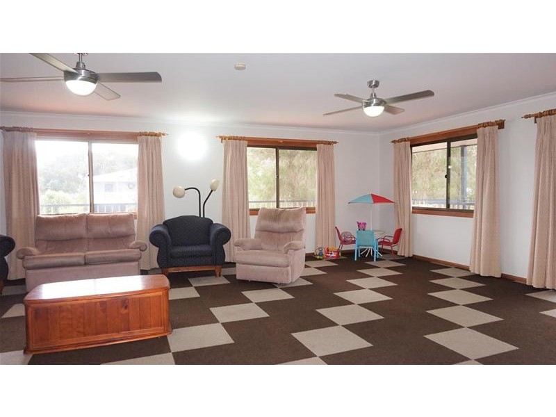 5 Leon Street, Loch Sport VIC 3851