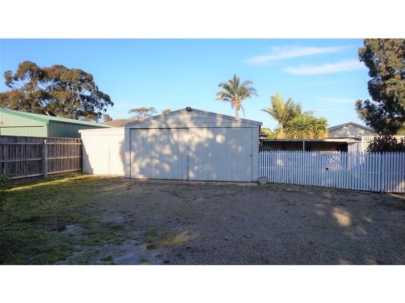 11 – 13 Leon Street, Loch Sport VIC 3851