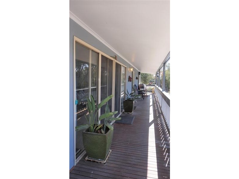 25 Bernadette Avenue, Loch Sport VIC 3851