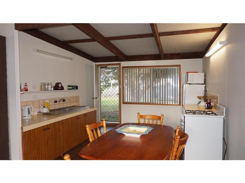 42 Campbell Street, Loch Sport VIC 3851